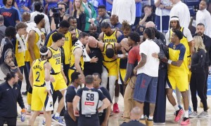 原创 
            30天30队步行者：哈利重伤特纳离队 争冠神话再难重来？