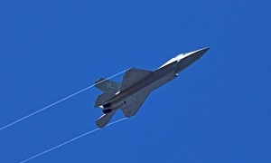 歼-35A亮相长春航展，真正王牌弹药意外现身，释放信号不可小觑