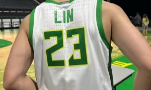 原创 
            确定留洋！22岁林葳正式加盟俄勒冈大学 新赛季征战NCAA联赛