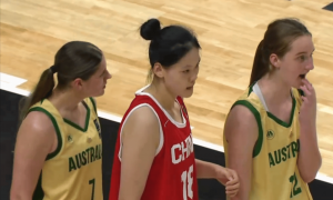 原创 
            中国女篮：28分大败无缘决赛，李沅珊12分，蓄力季军战