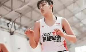 原创 
            正式官宣留洋！李月汝妹妹踏上征程，刚打完U16亚青赛