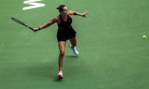 原创 
            延续全胜战绩！萨巴伦卡两盘横扫过关，强势跻身武网八强