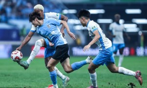 中超-阿齐兹段刘愚各建一功 西海岸客场2-0英博3连胜